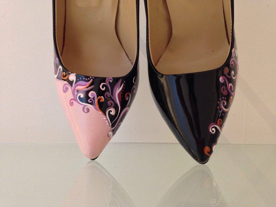 Pantofi piele pictati manual Sara Butterfly C32