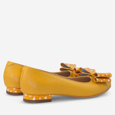 Balerini din piele naturala mango cu buline D103