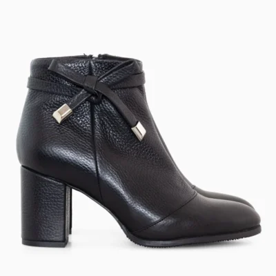 Botine negre din piele naturala Dora D60