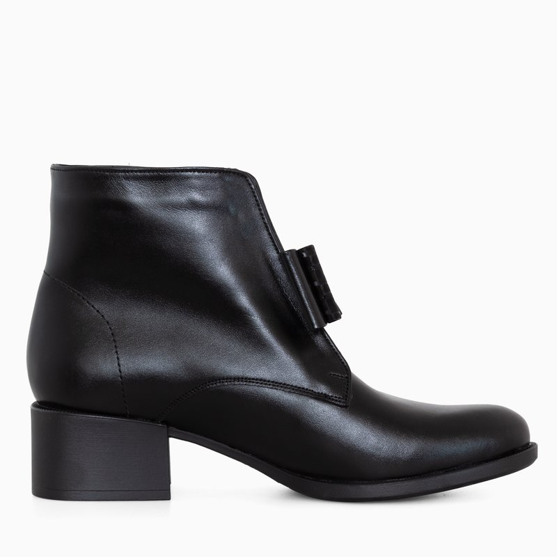 Ghete negre din piele naturala Eden D27