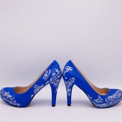 Pantofi piele pictati manual Blue Flower C109