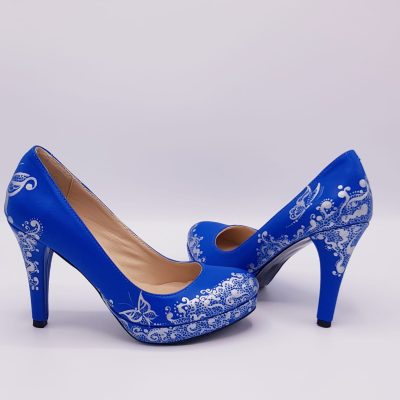 Pantofi piele pictati manual Blue Flower C109
