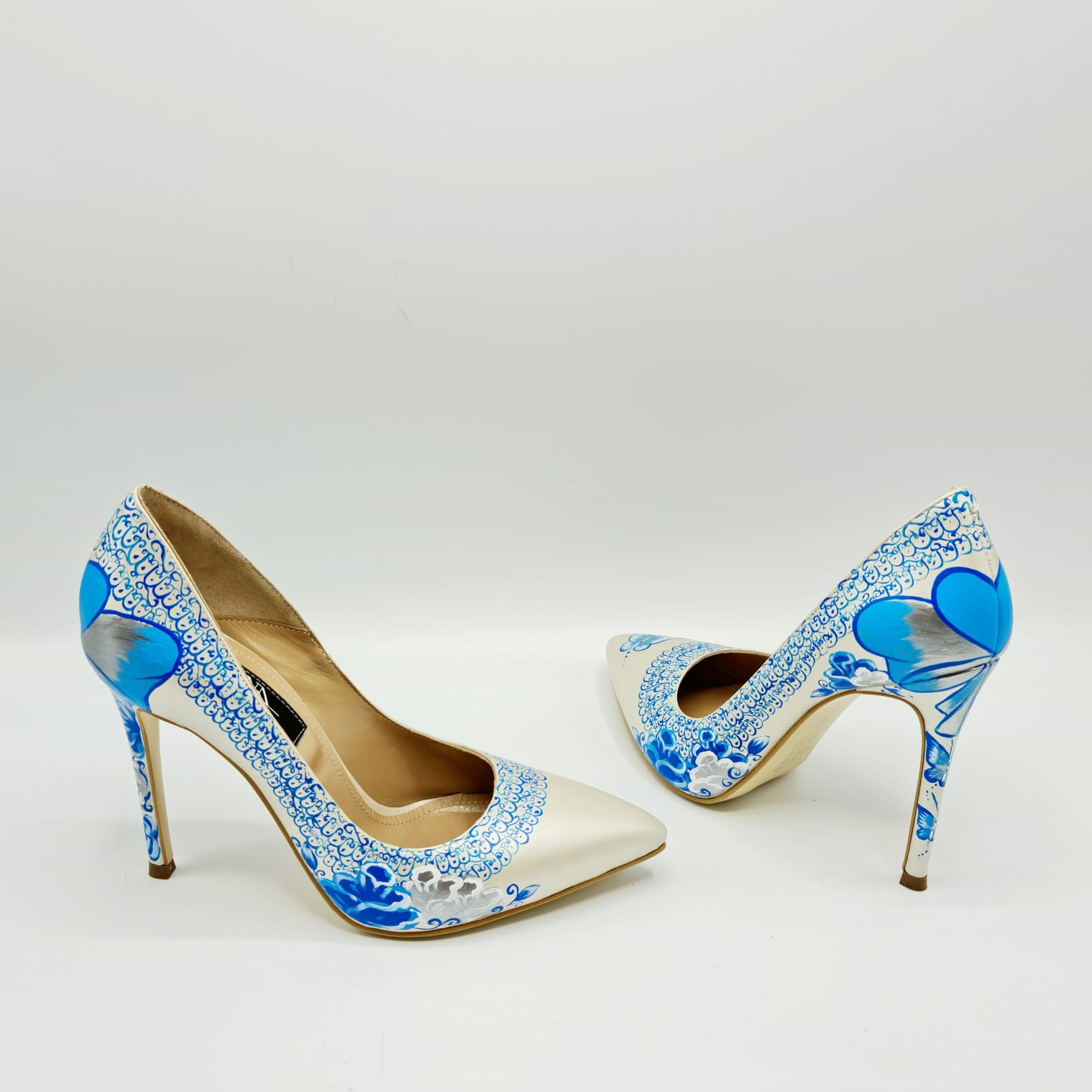 Pantofi pictati manual Butterfly Fancy Mix L101