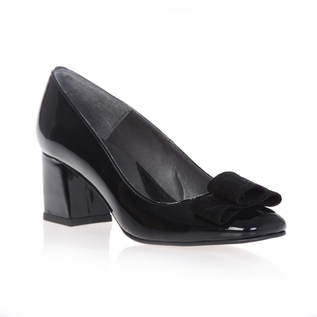 Pantofii cu toc mic dreptul tau la comoditate si eleganta!