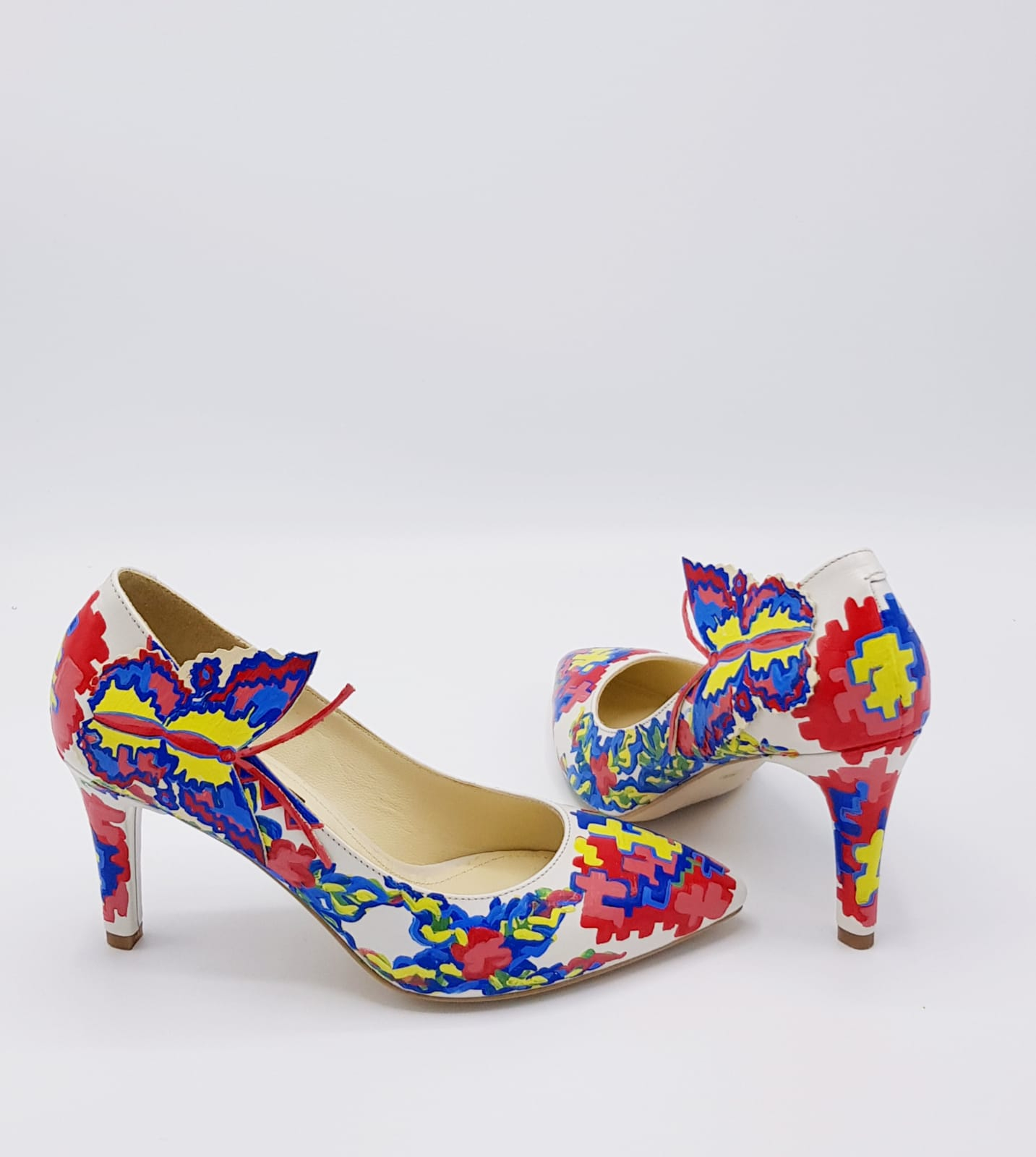 Pantofi piele Livia pictati manual Model Traditional L13